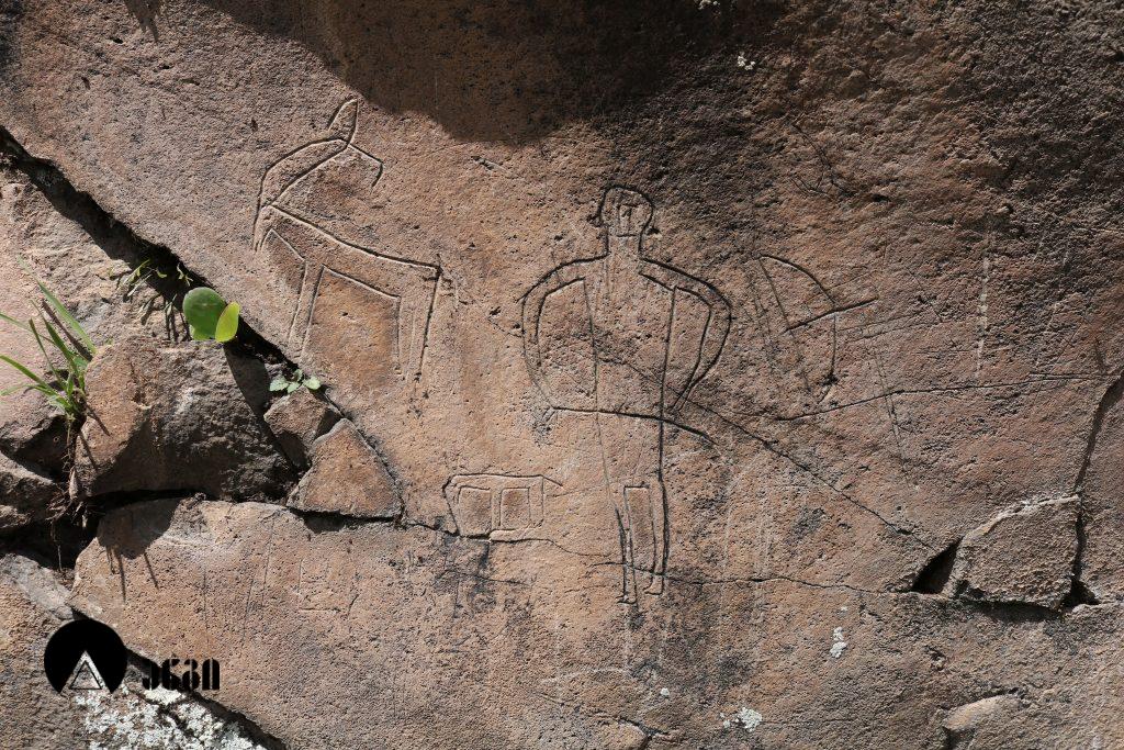 თრიალეთის პეტროგლიფები