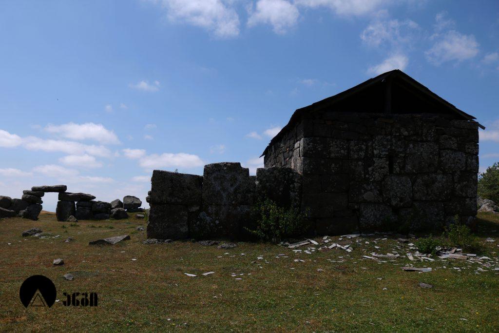 თეჯისის აია კონსტანტინი