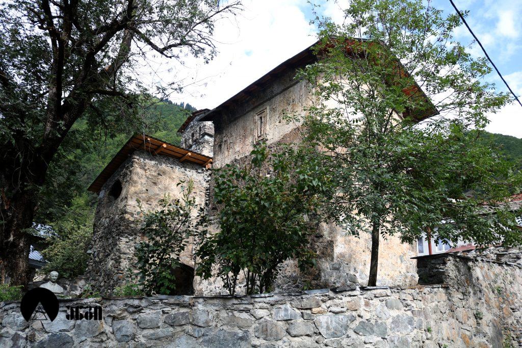 ლაღამის მაცხოვრის ეკლესია