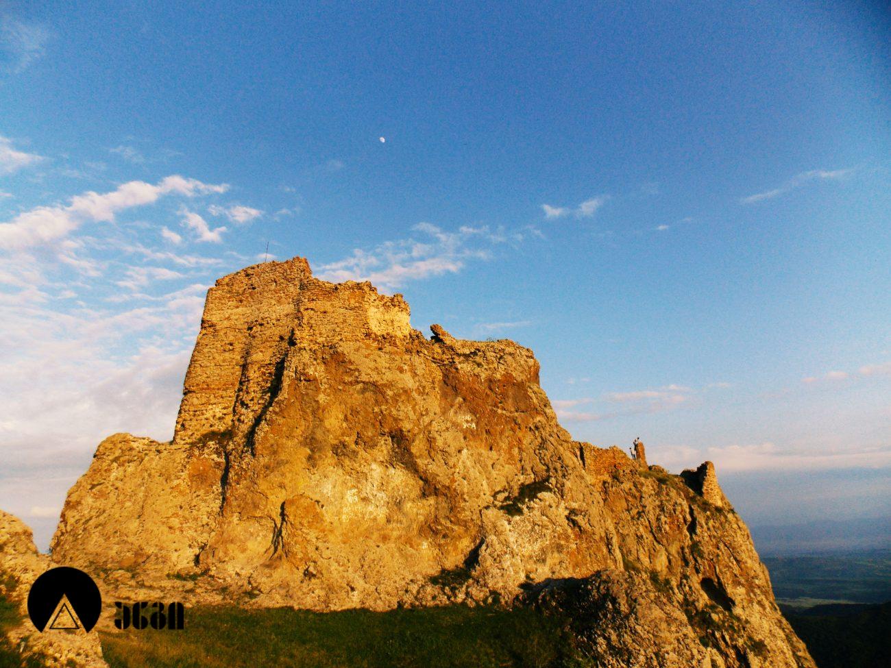 კოჯრის ციხე (აზეულას ციხე)