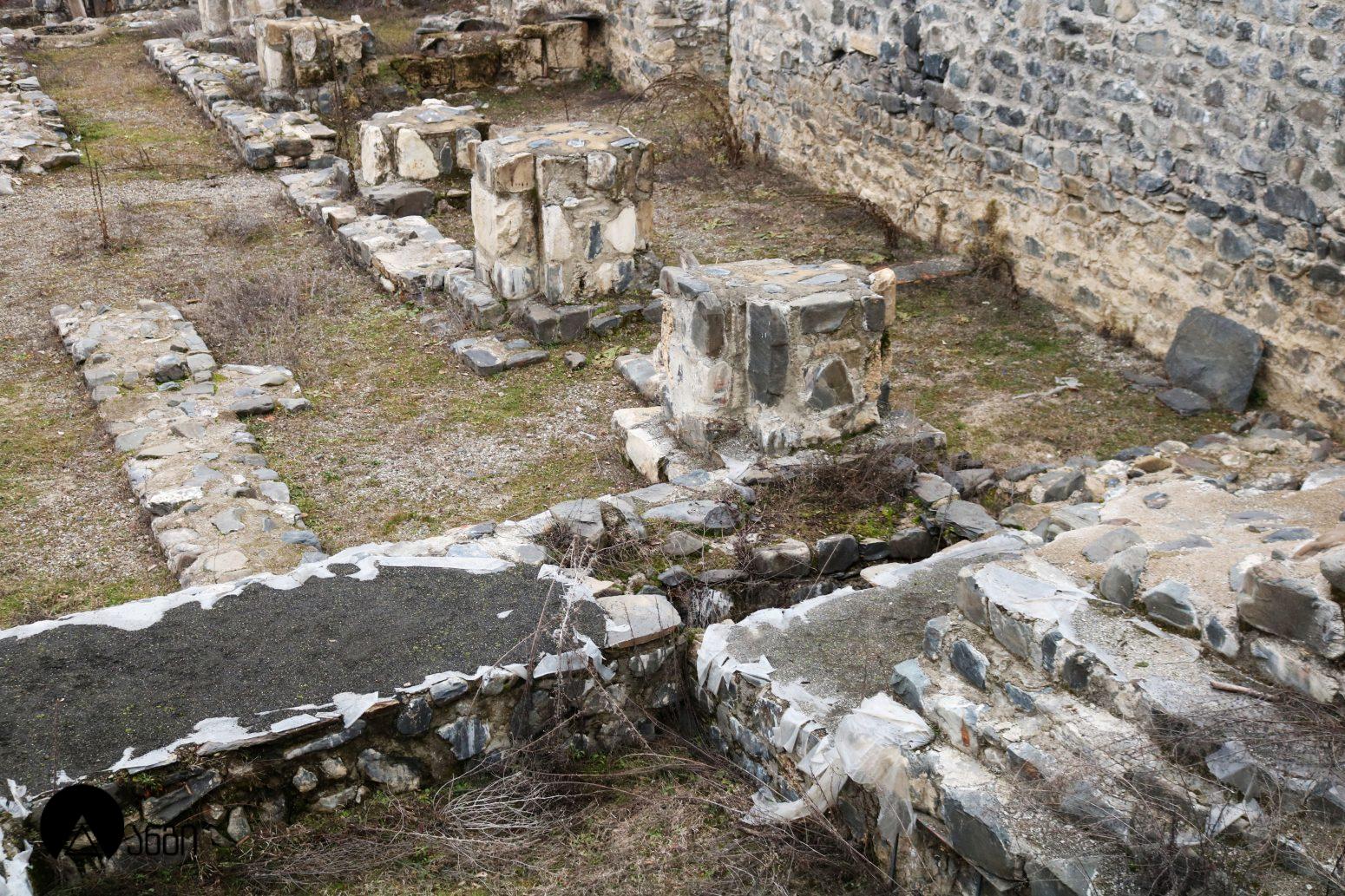 დოლოჭოპის სატაძრო კომპლექსი