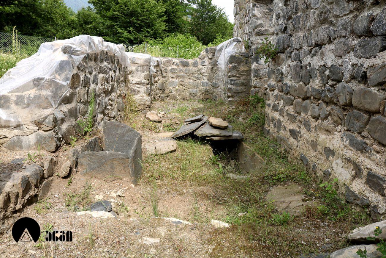 დოლოჭოპის სატაძრო კომპლექსი