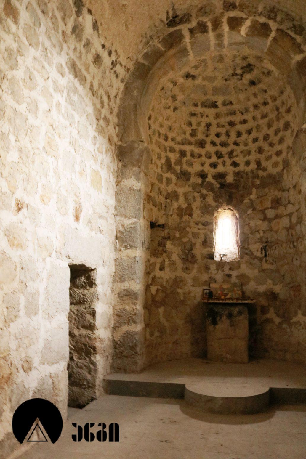 წოფის მცირე ეკლესია (წოფის ნამონასტრალი)