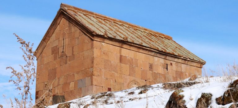 საღამოს X საუკუნის დარბაზული ეკლესია საღამოს X საუკუნის დარბაზული ეკლესია