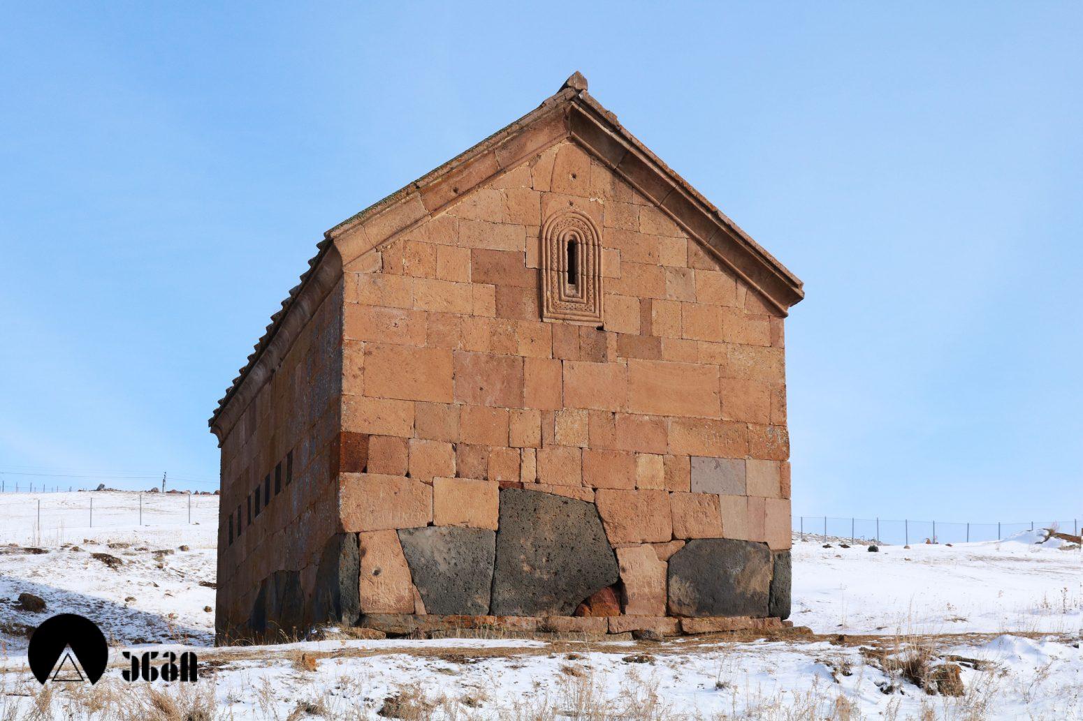 საღამოს X საუკუნის დარბაზული ეკლესია
