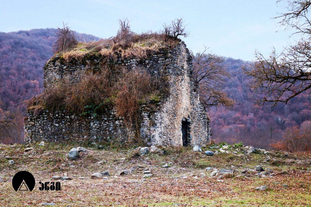 ვეძისხევის სამეკლესიიანი ბაზილიკა