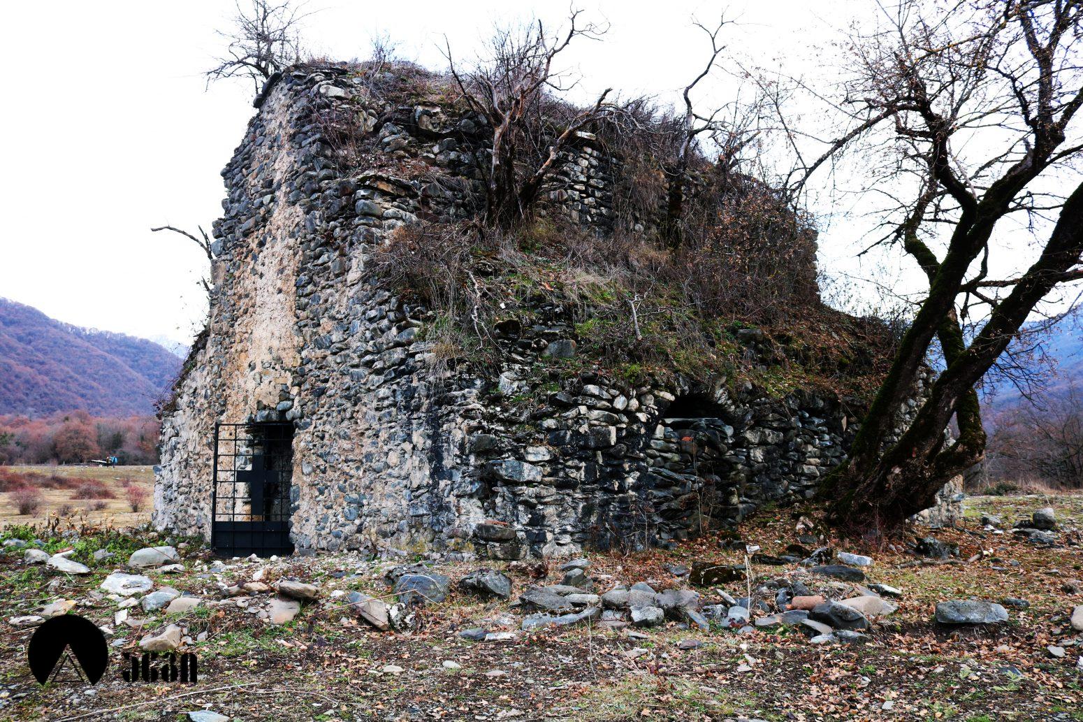 ვეძისხევის სამეკლესიიანი ბაზილიკა