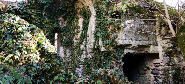 დევისხვრელის ეკლესია დევისხვრელის ეკლესია