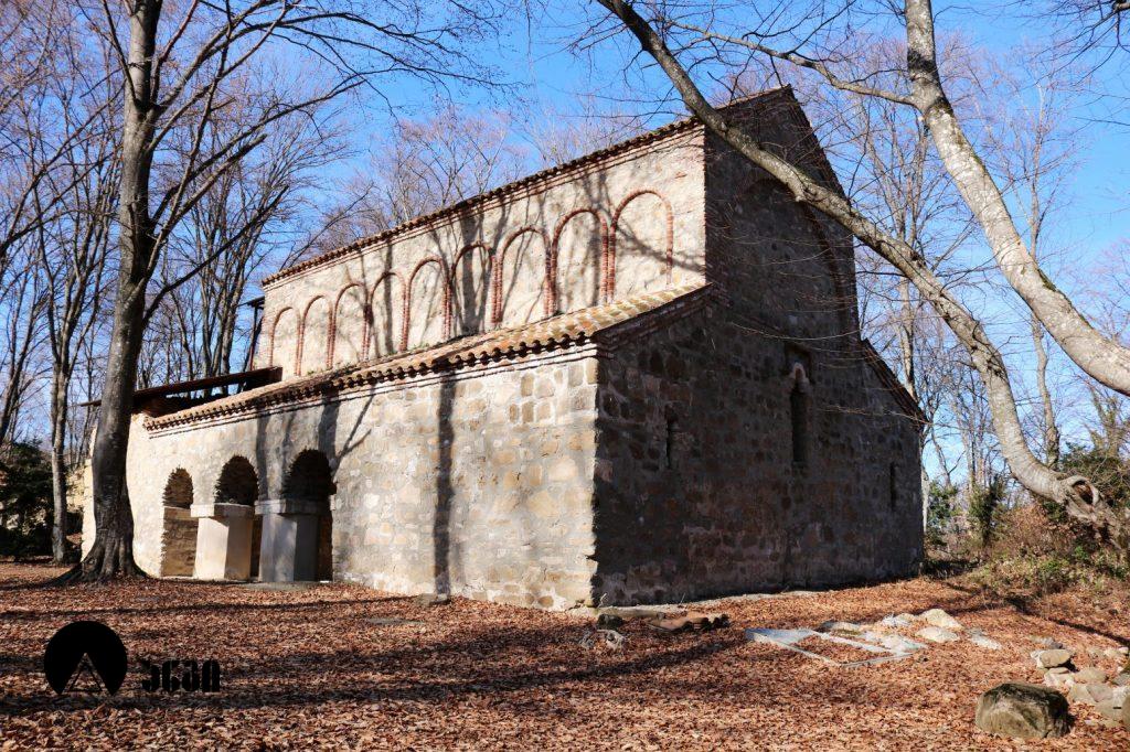 კალაურის ნათლისმცემლის სამონასტრო კომპლექსი
