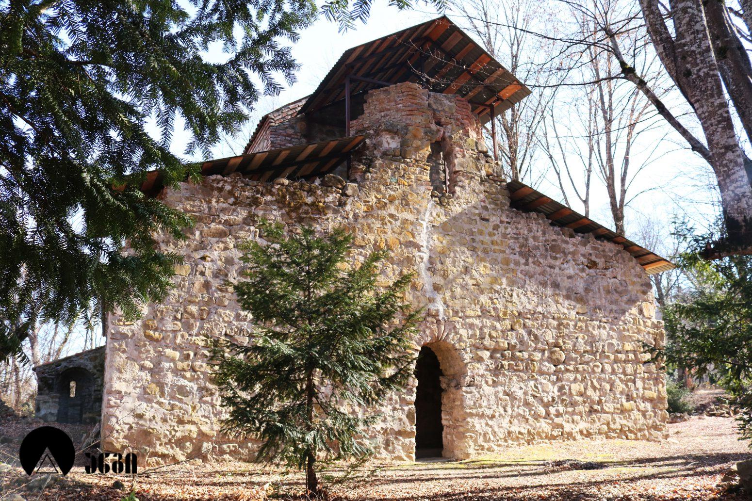 კალაურის ნათლისმცემლის სამონასტრო კომპლექსი
