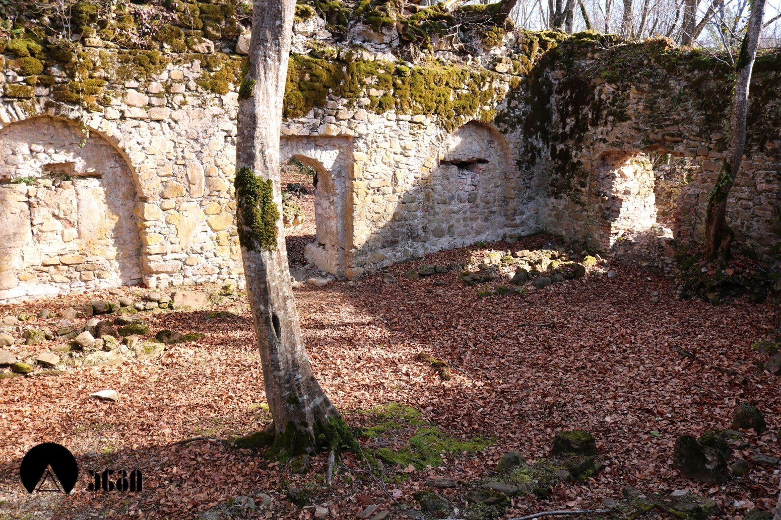 კალაურის ნათლისმცემლის სამონასტრო კომპლექსი