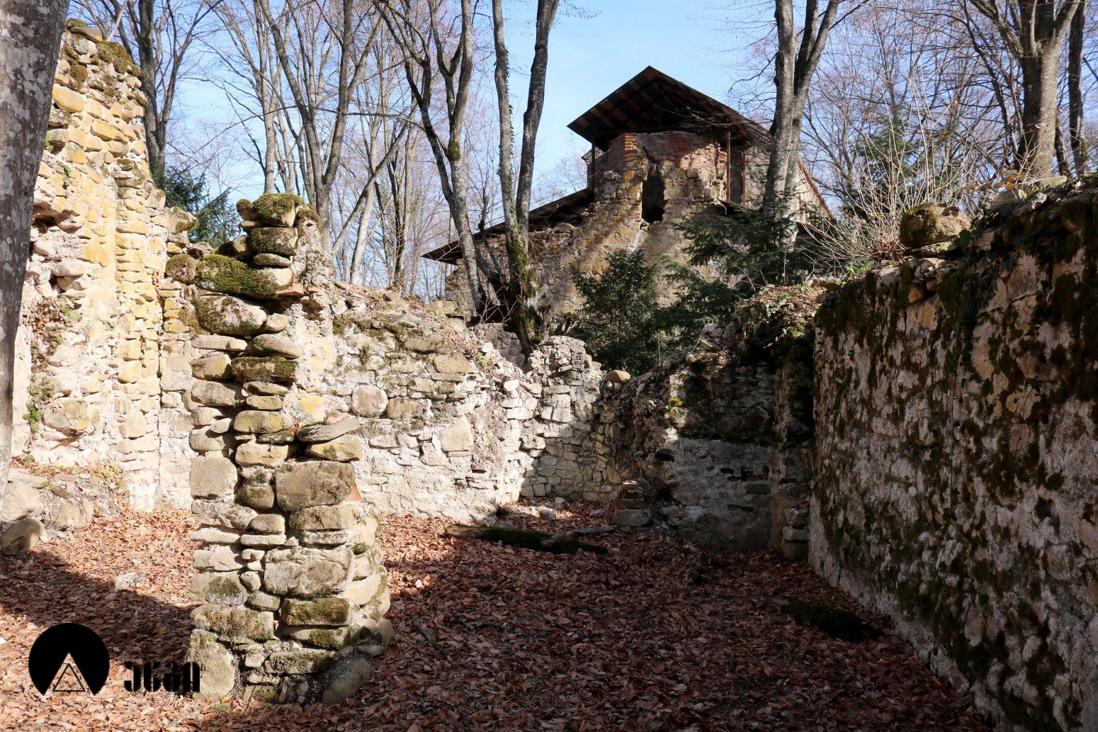 კალაურის ნათლისმცემლის სამონასტრო კომპლექსი
