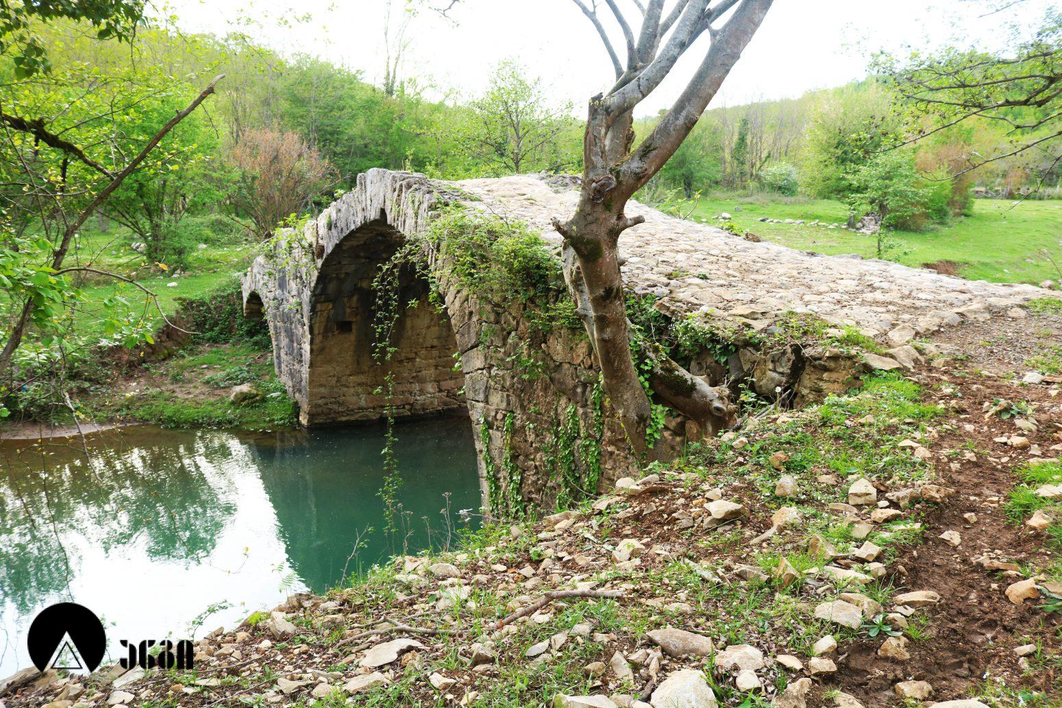 ნაგარევის (ჭიშურის) თაღოვანი თაღოვანი ხიდი