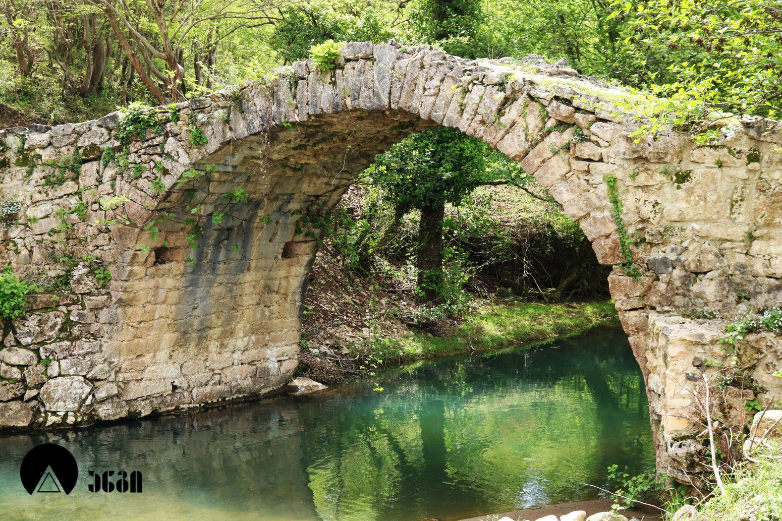 ნაგარევის (ჭიშურის) თაღოვანი თაღოვანი ხიდი