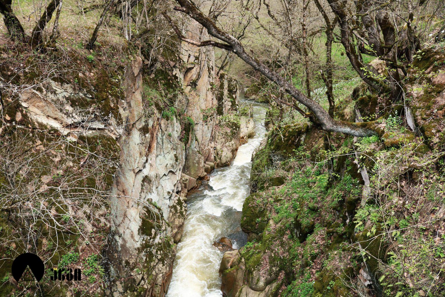 ფოლადაურის თაღოვანი ხიდი