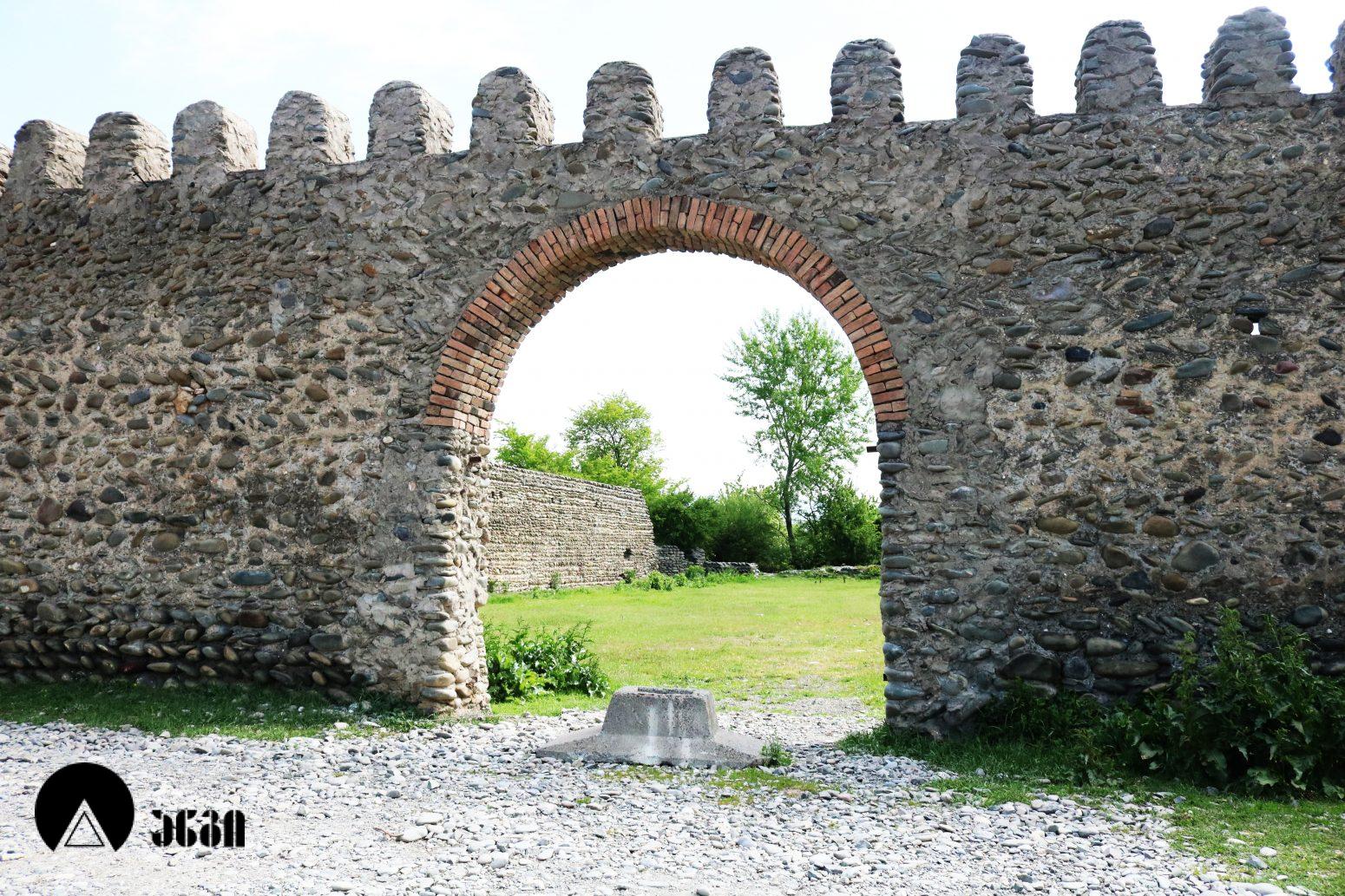 შინდისის ციხე-გალავანი