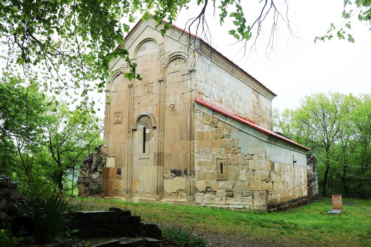 ხცისის იოანე ნათლისმცემლის სახელობის ეკლესია