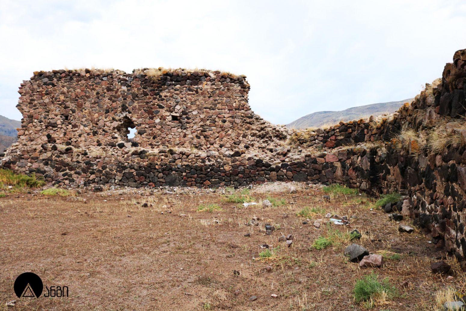 ნაქალაქევის ქარვასლა