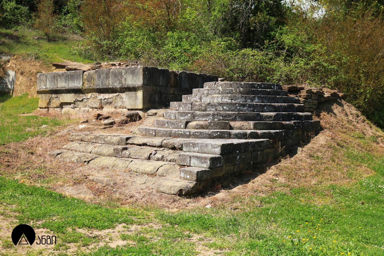 ვანის ნაქალაქარი (ვანის არქეოლოგიური მუზეუმი)