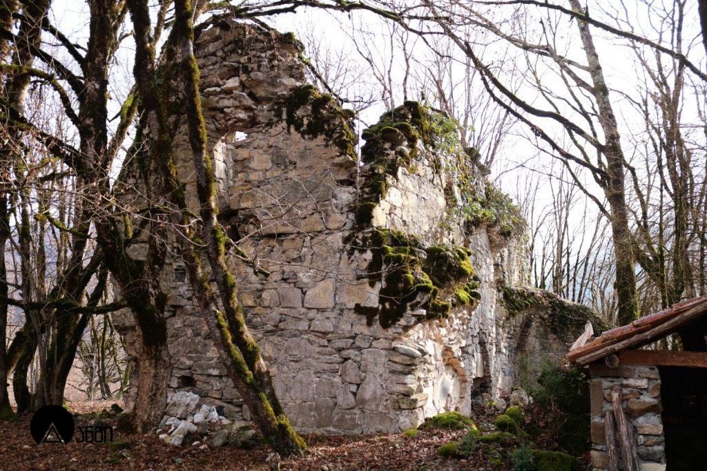 ლეჩურის ღვთისმშობლის ეკლესია (