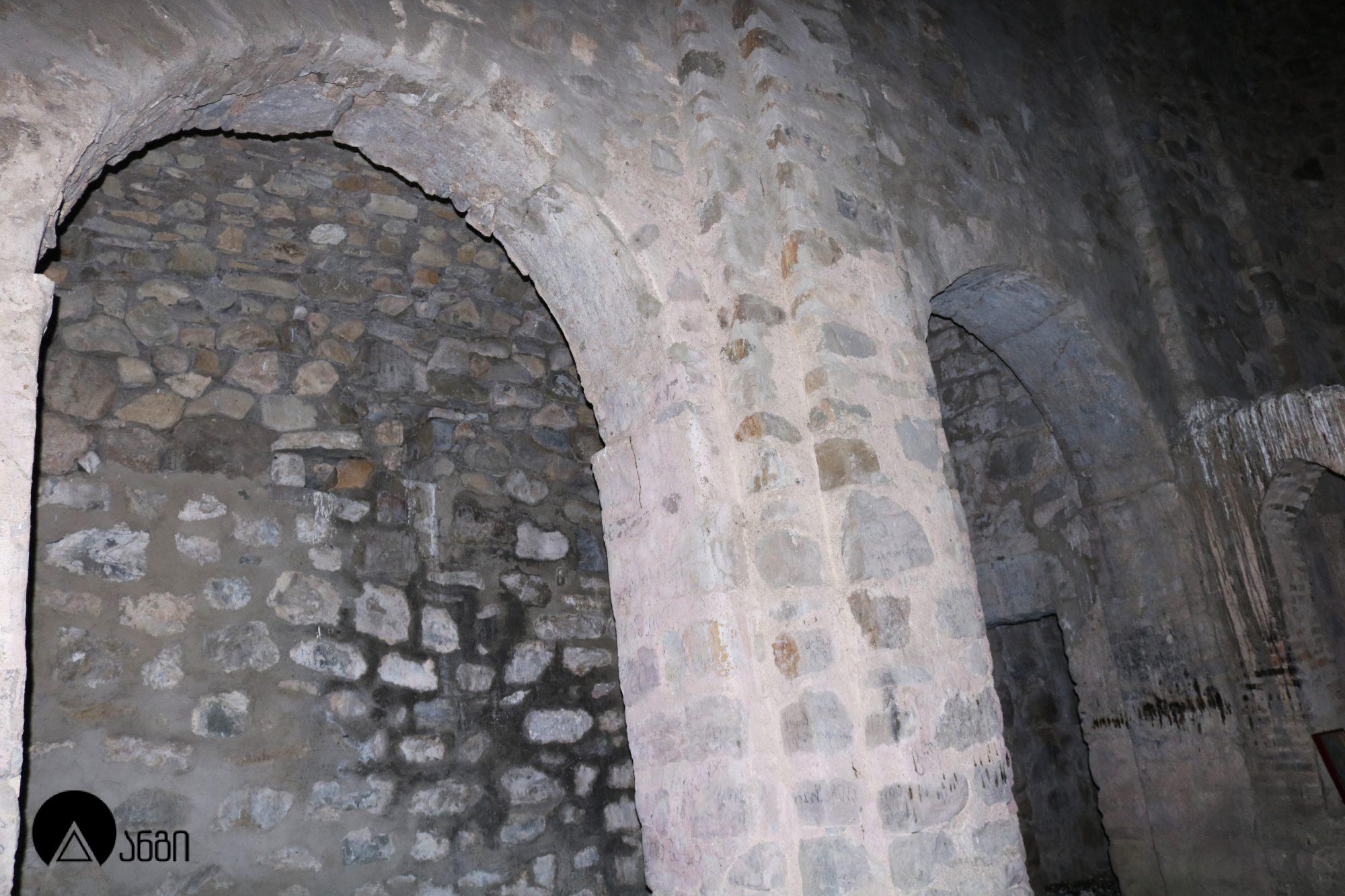 ოჟიოს (ბაიხოს) სამების ეკლესია